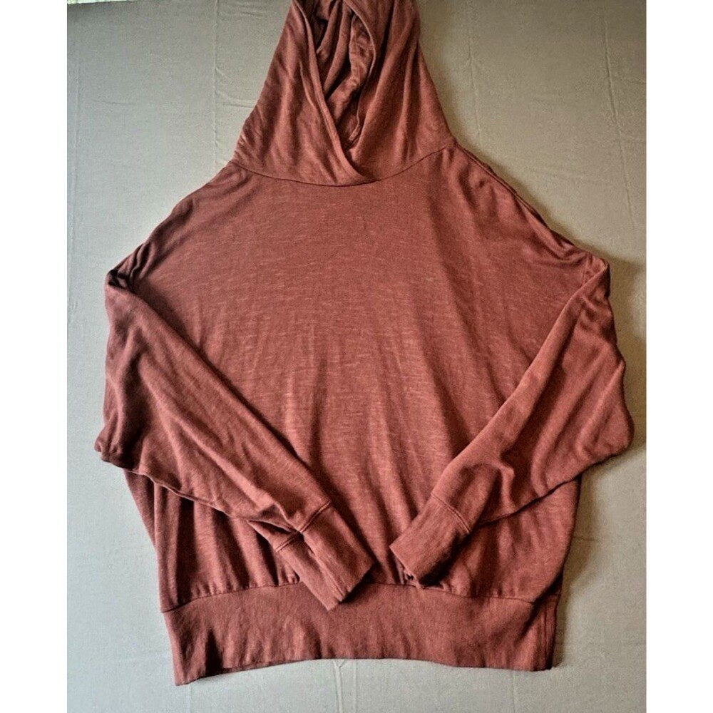 Men’s Fabletics Sweatshirt Hoodie Lightweight Red Drop Shoulder Size Extra Large
